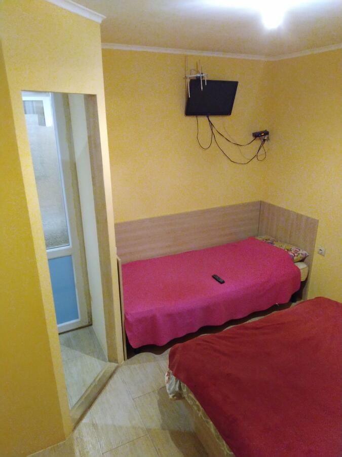 Апартаменты 1 комн частный дом Черкассы-12